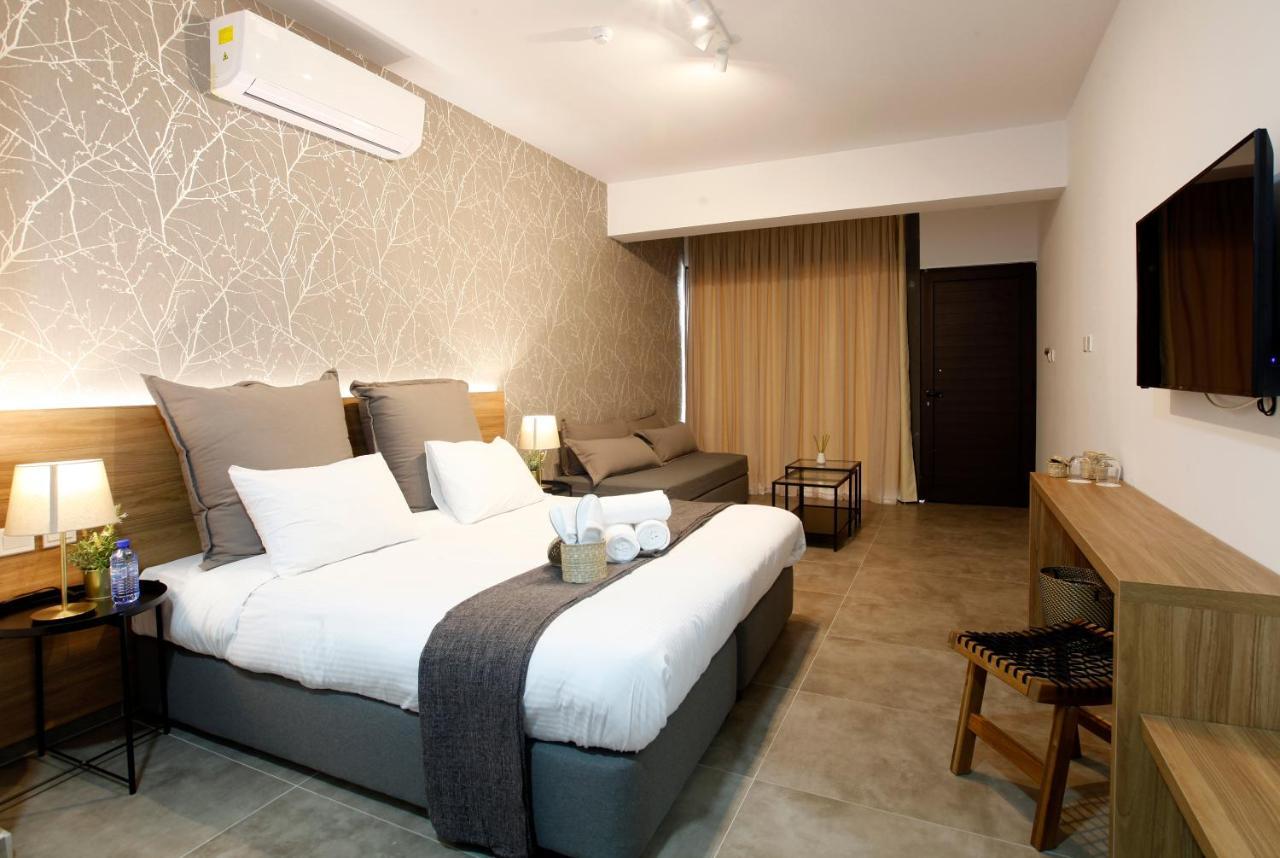 Cosmopolis Multi-Venue Aparthotel Larnaca Exterior foto